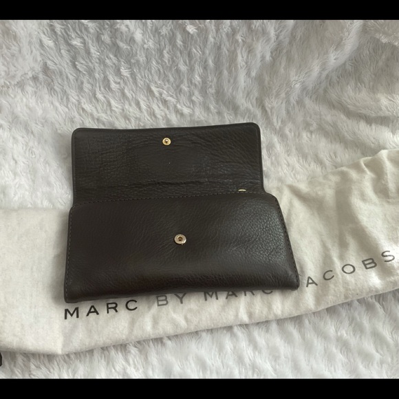 Marc by Marc Jacobs TriFold Wallet Dark Brown Leather - Picture 4 of 5